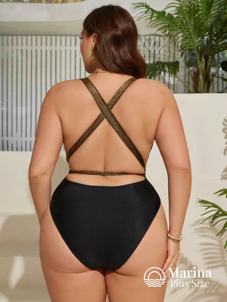 Maiô Decote Profundo Faixa Dourada Cruzada Plus Size Maiô Decote Profundo Faixa Dourada Cruzada Plus Size