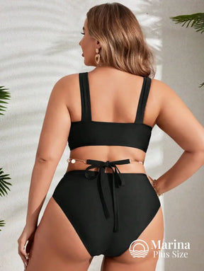 Maiô Decote Profundo Recortes E Amarração Plus Size Maiô Decote Profundo Recortes E Amarração Plus Size