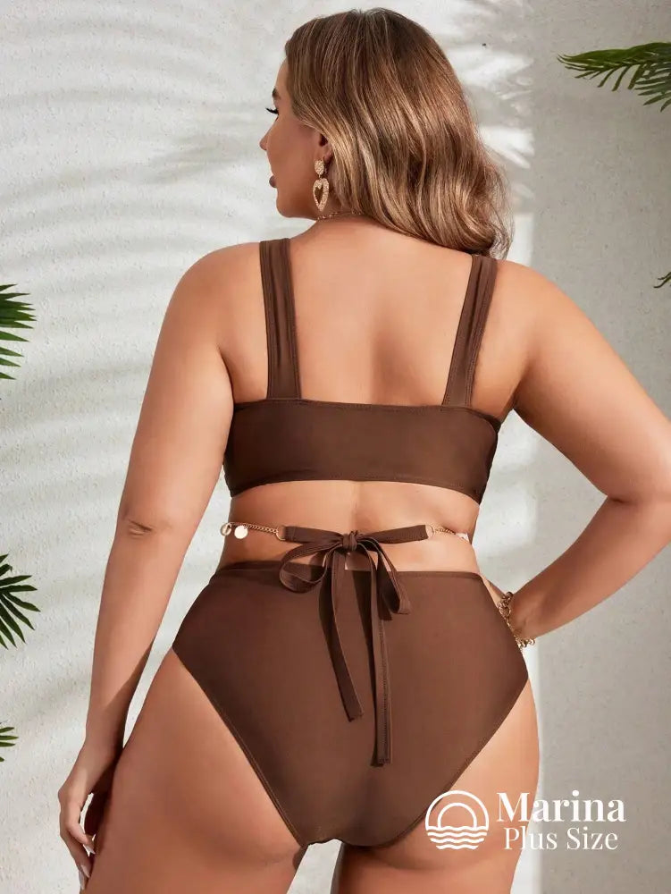 Maiô Decote Profundo Recortes E Amarração Plus Size Maiô Decote Profundo Recortes E Amarração Plus Size