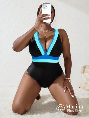 Maiô Decote V Faixas Contrastantes Plus Size Maiô Decote V Faixas Contrastantes Plus Size