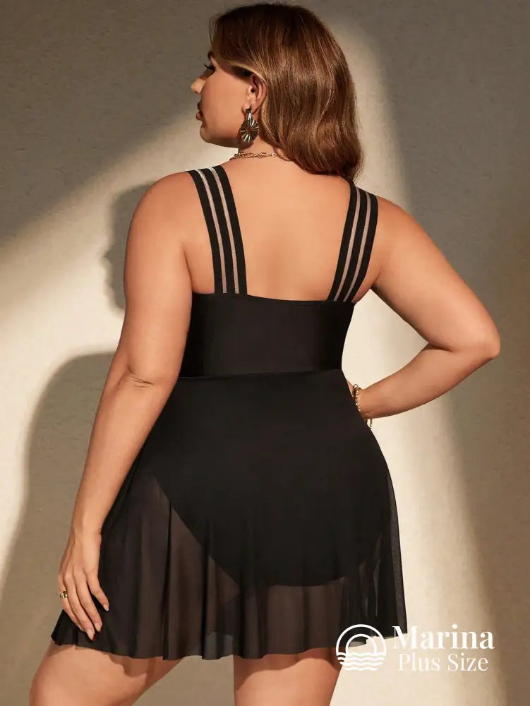 Maiô Saia Tule Assimétrica Cintura Marcada Plus Size Maiô Saia Tule Assimétrica Cintura Marcada Plus Size