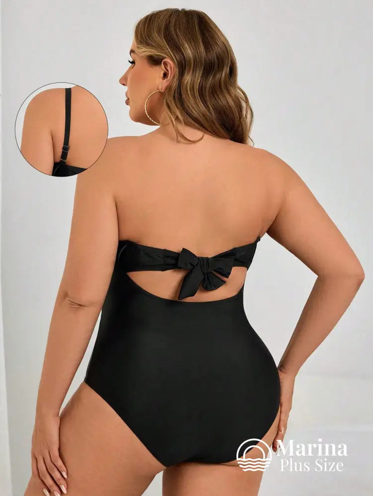 Maiô Tomara Que Caia Recorte Frontal Argolas Metálicas Plus Size Maiô Tomara Que Caia Recorte Frontal Argolas Metálicas