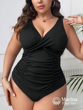 Maiô Transpassado Drapeado Frontal Efeito Modelador Plus Size Maiô Transpassado Drapeado Frontal Efeito Modelador Plus