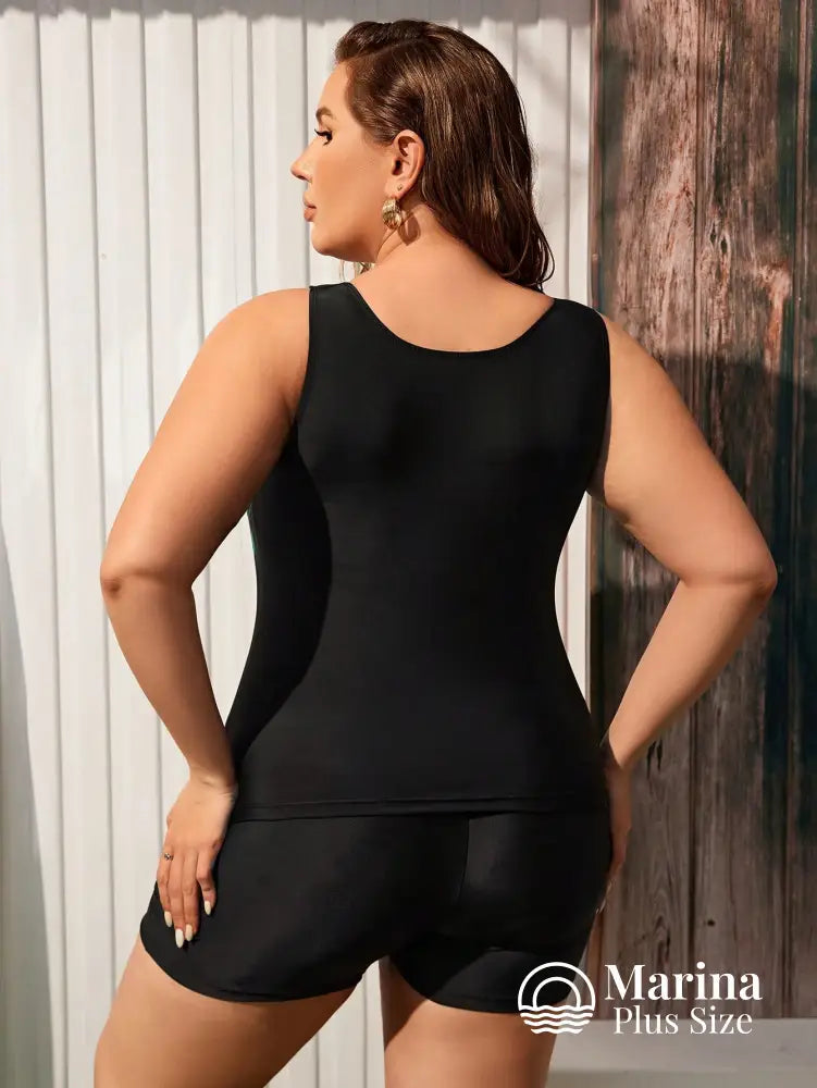 Tankini Esportivo Short Laterais Contrastantes Plus Size Tankini Esportivo Short Laterais Contrastantes Plus Size